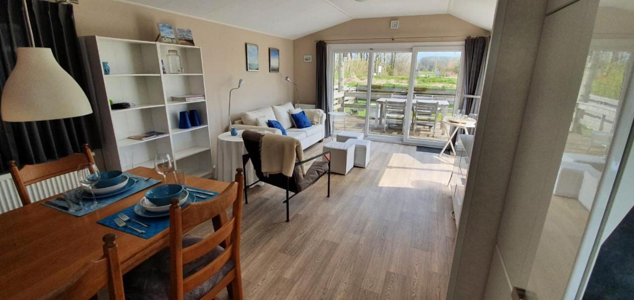 Simonsgat 24 Villa Lauwersoog Bagian luar foto